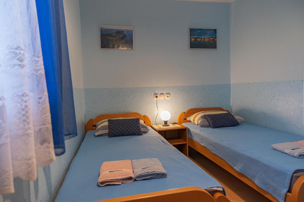 Apartmens Mendula Lejlighed Senj  Eksteriør billede