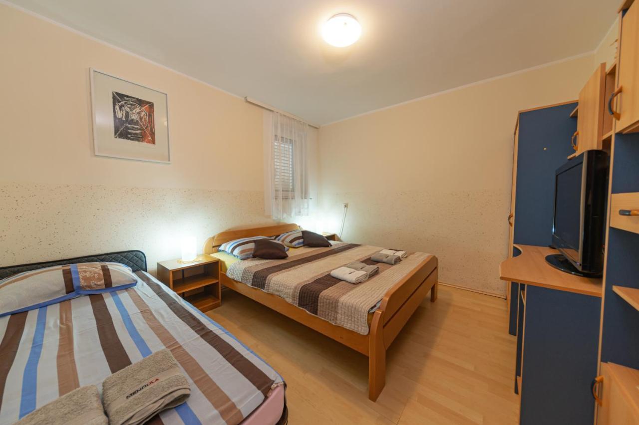 Apartmens Mendula Lejlighed Senj  Eksteriør billede